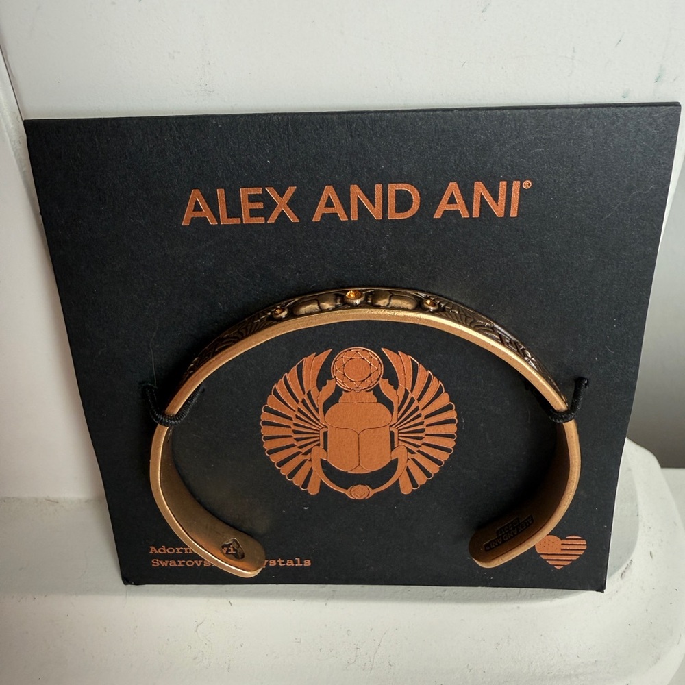 💖Super rare Alex and Ani Bronze Scarab Bracelet with Crystal Details ❤️